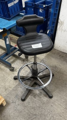 1 Arbeitsdrehstuhl